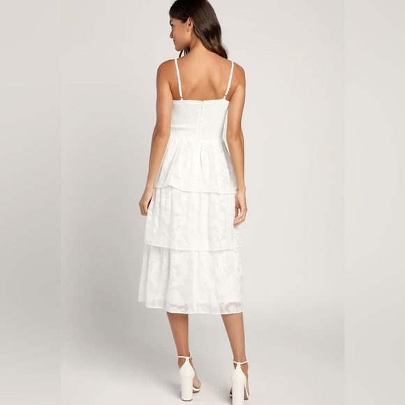 NWT Lulus Grace and Beauty White Burnout Floral Print Tiered Dress LG - Picture 3 of 13